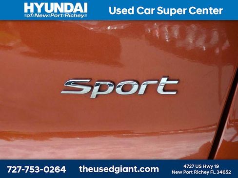 Used 2015 Hyundai Santa Fe Sport FWD image 12