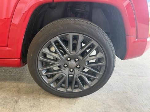 Used 2022 Jeep Compass Limited w/ (RED) Package AWD/4WD image 27