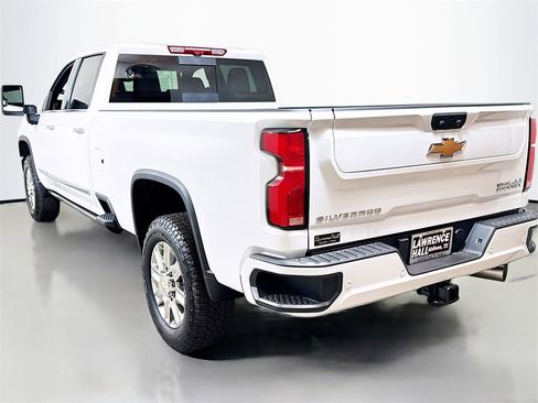 New 2026 Chevrolet Silverado 3500 High Country w/ Technology Package image 3