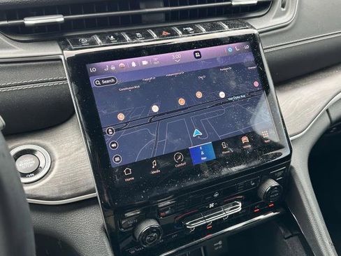 Certified 2021 Jeep Grand Cherokee L Limited image 24