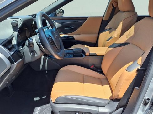 Used 2022 Lexus ES 350 w/ Premium Package FWD image 10