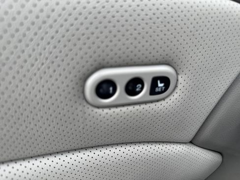 Used 2010 Acura RDX 2WD w/ Technology Package image 19