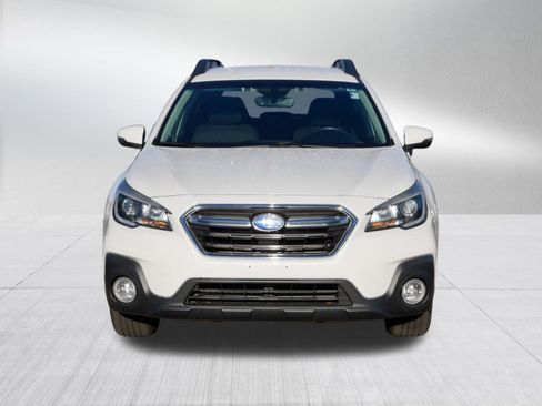 Used 2019 Subaru Outback 2.5i Premium image 2