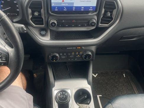 Used 2022 Ford Bronco Sport Outer Banks w/ Tech Package AWD/4WD image 6