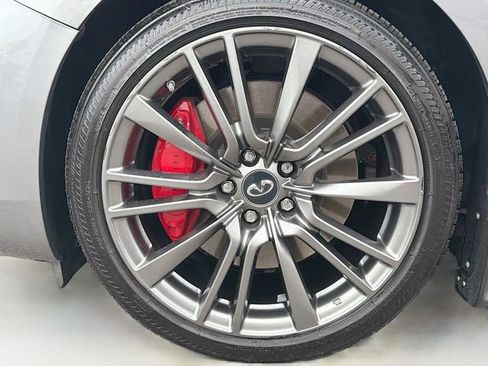 Used 2017 INFINITI Q60 Red Sport 400 image 21