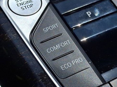 Used 2023 BMW 330i Sedan w/ Driving Assistance Package image 29