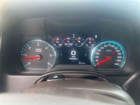 Used 2017 GMC Yukon Denali w/ Open Road Package image 2