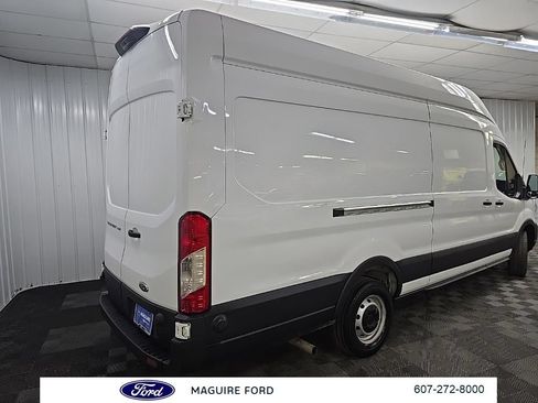 Used 2025 Ford Transit 250 148 High Roof Extended w/ Load Area Protection Package RWD image 12