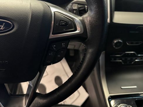 Used 2019 Ford Edge SEL w/ Equipment Group 201A AWD/4WD image 12