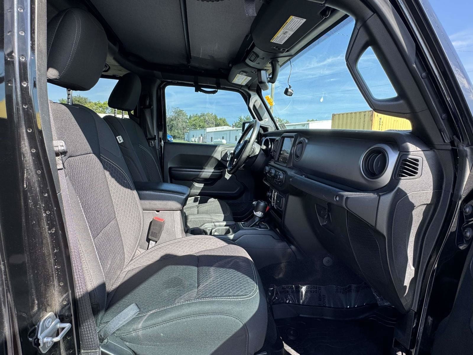 Used 2021 Jeep Gladiator Sport w/ Quick Order Package 24Q 80Th AWD/4WD image 19