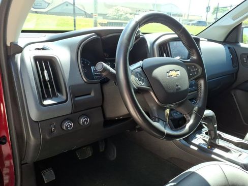 Used 2018 Chevrolet Colorado Z71 AWD/4WD image 14