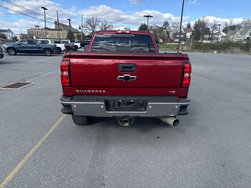 Used 2019 Chevrolet Silverado 2500 LTZ w/ Duramax Plus Package AWD/4WD image 4