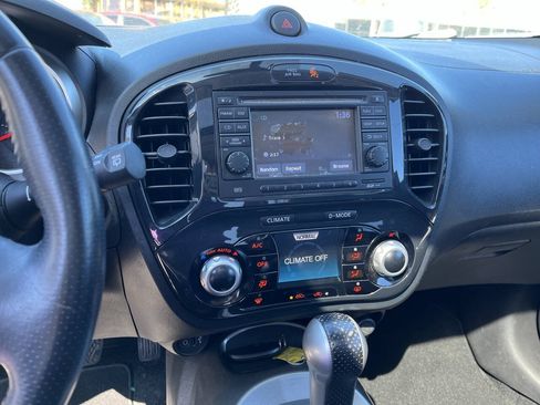 Used 2012 Nissan Juke SL FWD image 14