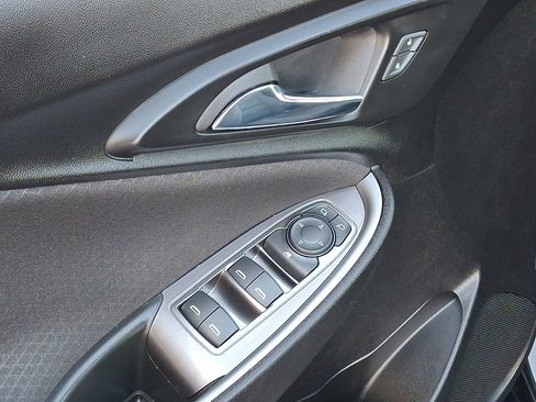 Used 2022 Chevrolet Malibu LS image 14