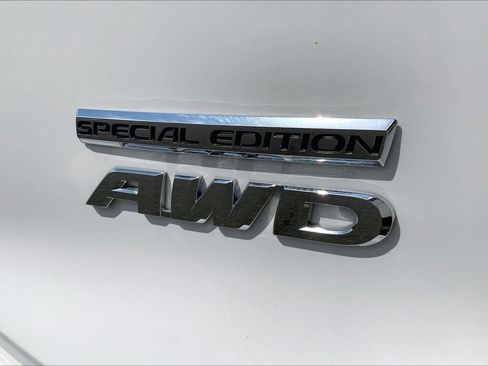 Used 2022 Honda Pilot Special Edition image 9