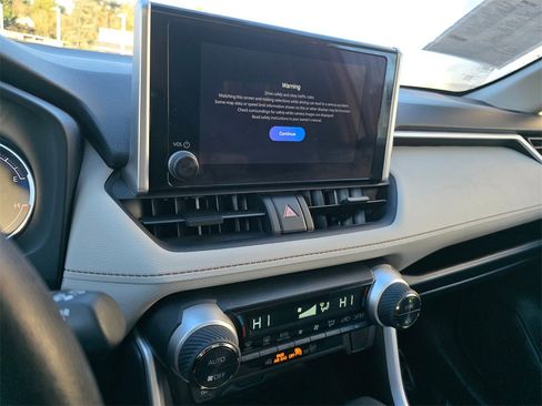 Certified 2025 Toyota RAV4 XLE image 31