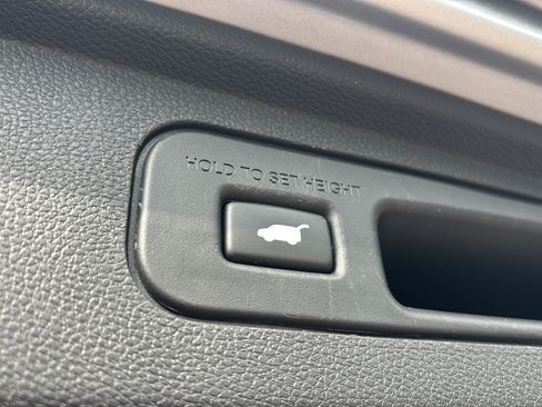 Certified 2022 Honda Odyssey Touring image 17