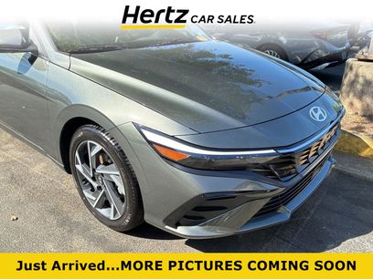 Used 2025 Hyundai Elantra Limited