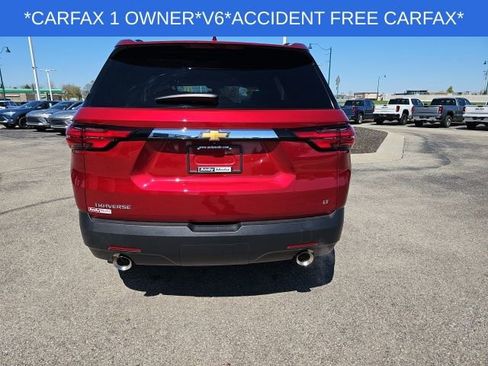 Used 2023 Chevrolet Traverse LT FWD image 19