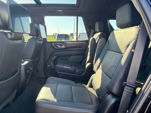 Used 2023 Chevrolet Tahoe LT w/ LT Signature Plus Package AWD/4WD image 17