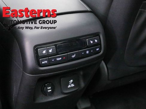 Used 2023 Hyundai Palisade Limited image 24