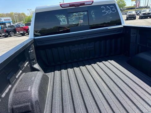 New 2026 GMC Sierra 1500 AT4 image 13