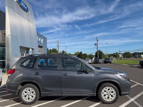 Used 2020 Subaru Forester w/ Popular Package #1 AWD/4WD image 5