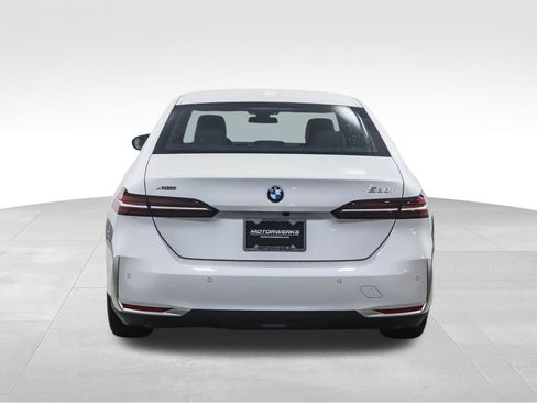 New 2026 BMW 530i xDrive image 4