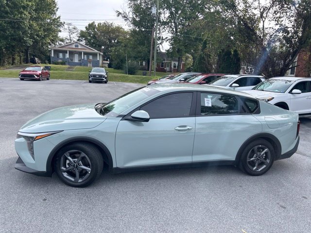 Used 2025 Kia K4 FWD image 2