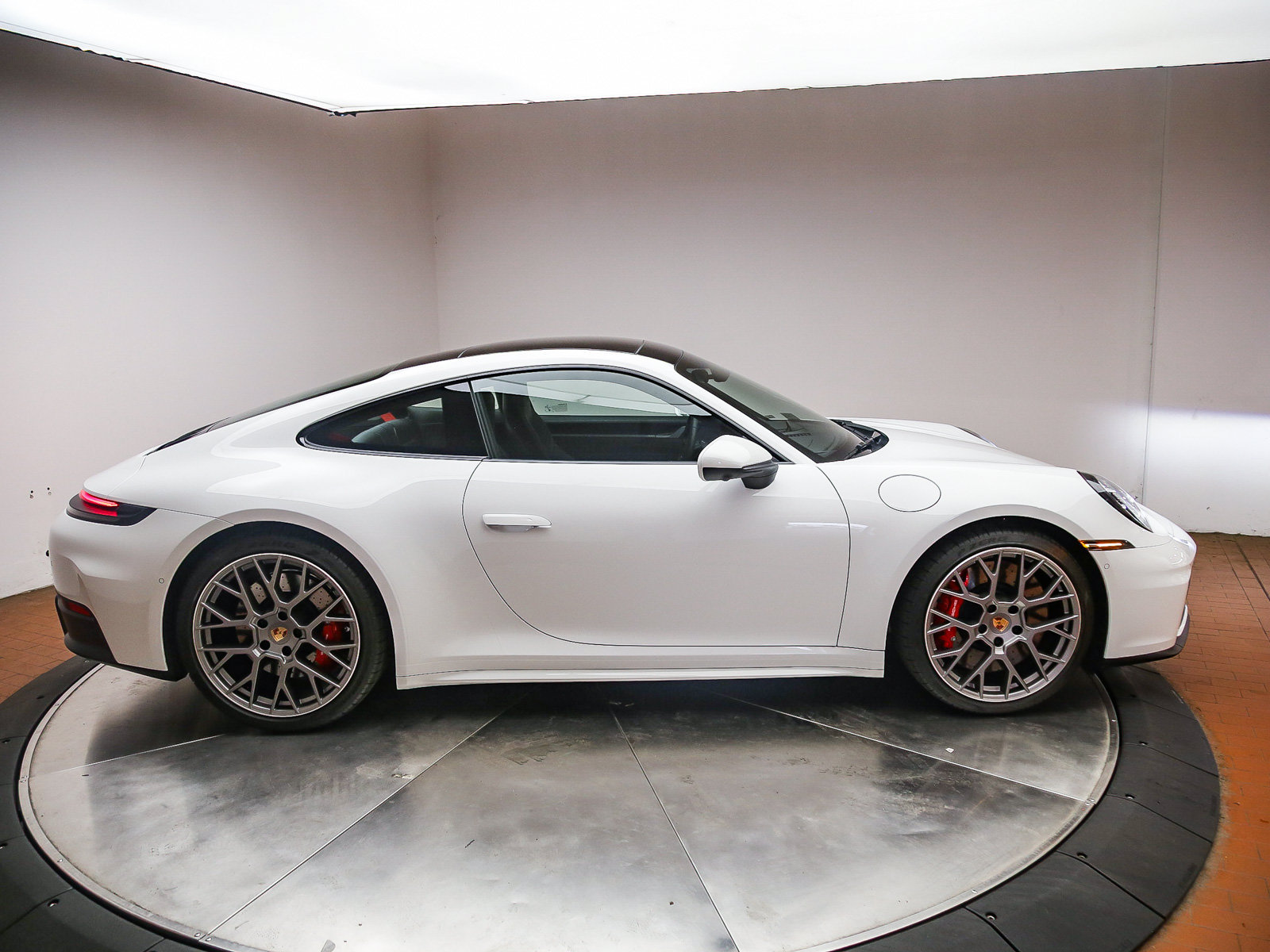 Certified 2026 Porsche 911 Carrera S RWD image 5