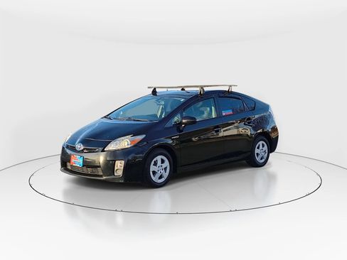 Used 2010 Toyota Prius Five image 4