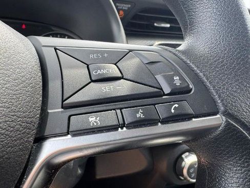 Certified 2024 Nissan Kicks SV FWD image 17