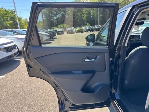 New 2026 Nissan Rogue SV image 21