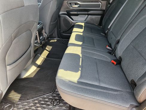 Used 2021 RAM 1500 Big Horn AWD/4WD image 30