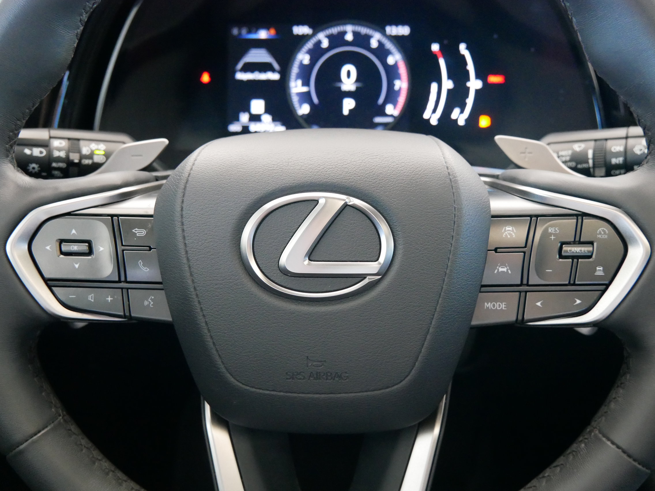 Used 2023 Lexus RX 350 FWD w/ Cold Area Package image 28