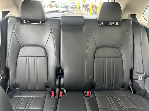 Used 2025 Honda HR-V EX-L image 31