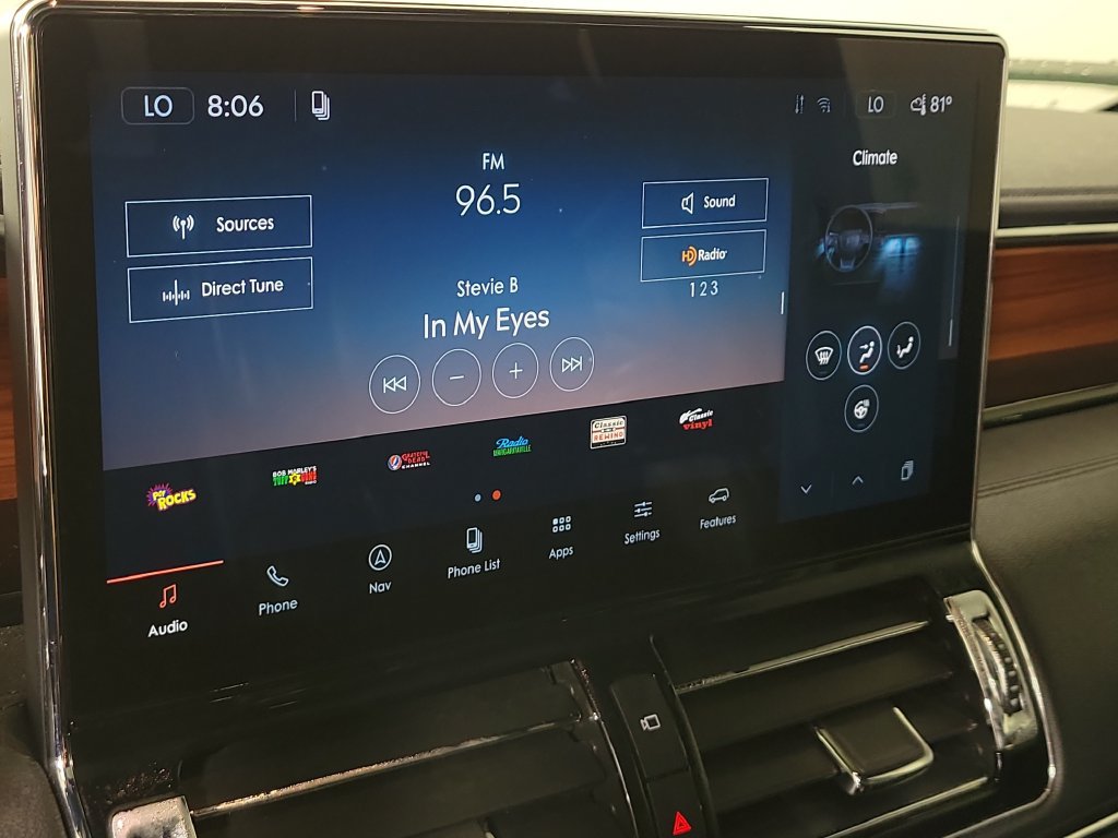 Certified 2023 Lincoln Navigator Reserve AWD/4WD image 29