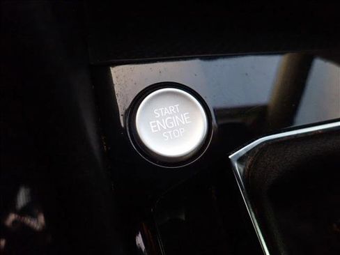 Used 2023 Volkswagen Taos S image 18