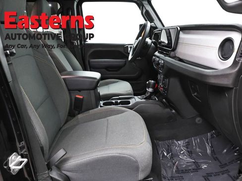 Used 2025 Jeep Wrangler Unlimited Sport S 4xe AWD/4WD image 24