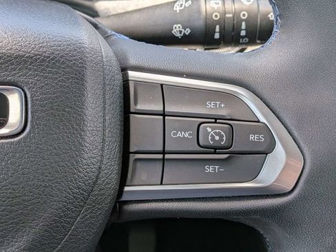 Used 2022 Jeep Compass Latitude FWD image 24