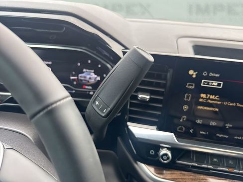 Used 2025 GMC Sierra 1500 Elevation w/ LPO, Elevation Black Package image 16