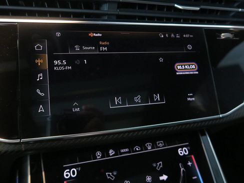 Used 2021 Audi RS Q8 w/ Carbon Optic Package AWD/4WD image 28