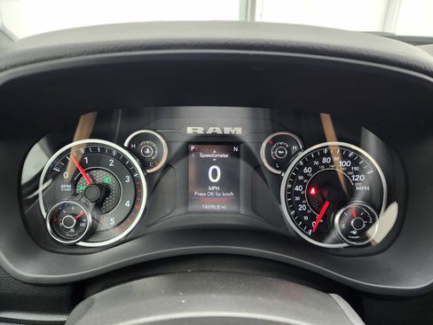 Used 2024 RAM 2500 Big Horn w/ Night Edition image 10