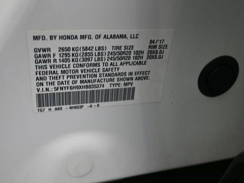 Used 2017 Honda Pilot Touring image 17