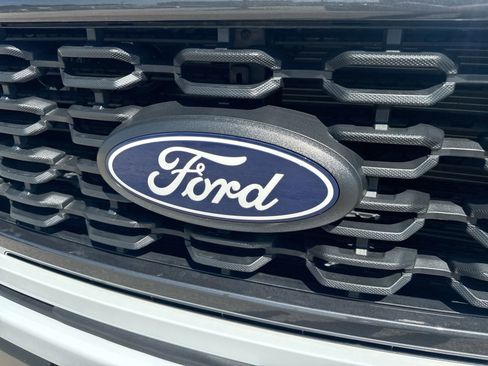 Certified 2025 Ford F150 STX w/ Equipment Group 200A image 34