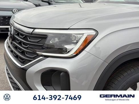 New 2026 Volkswagen Atlas Cross Sport SE AWD/4WD image 14