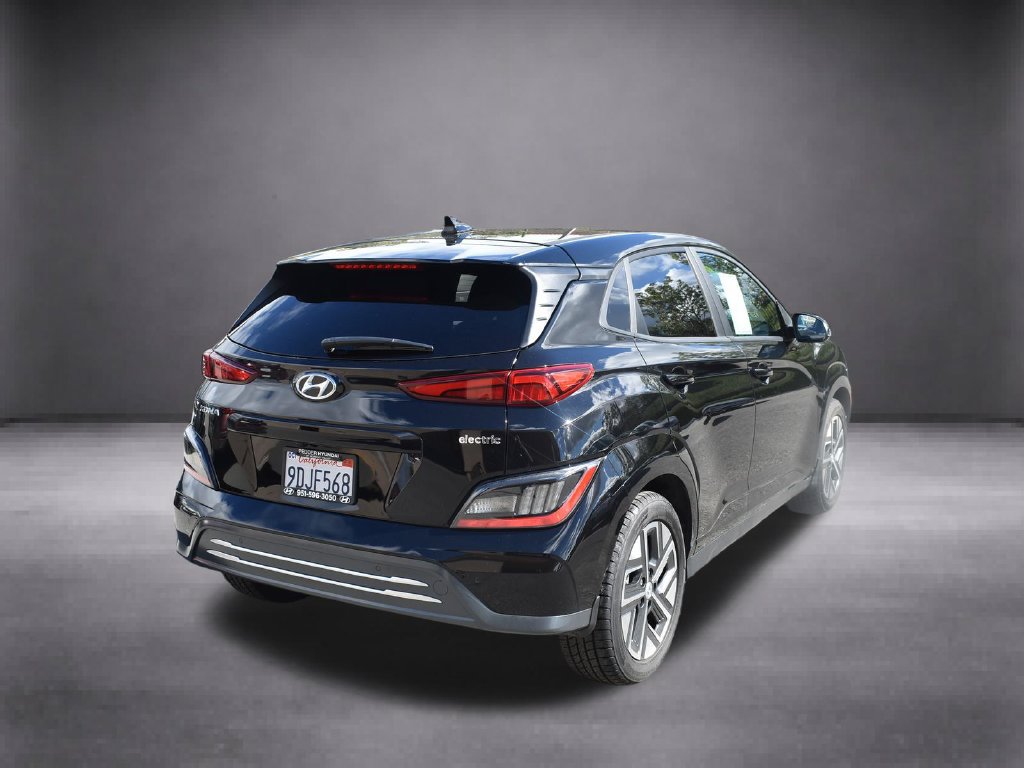 Certified 2023 Hyundai Kona Limited FWD image 8