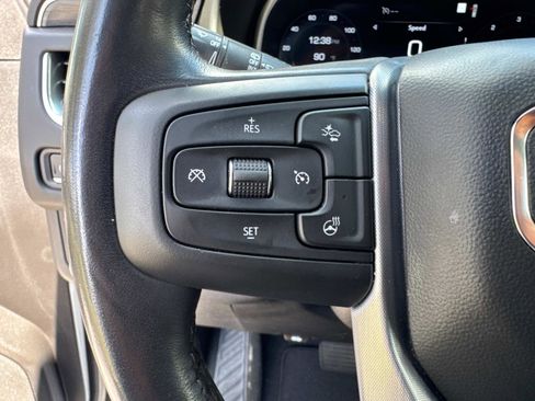 Used 2022 GMC Yukon SLT w/ SLT Premium Package image 32