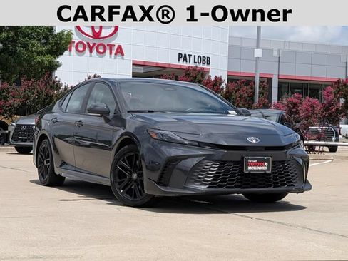 Used 2025 Toyota Camry SE w/ Convenience Package AWD/4WD image 2