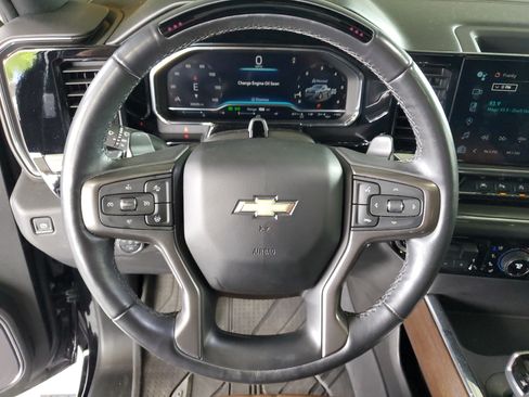 Used 2024 Chevrolet Silverado 1500 High Country AWD/4WD image 23